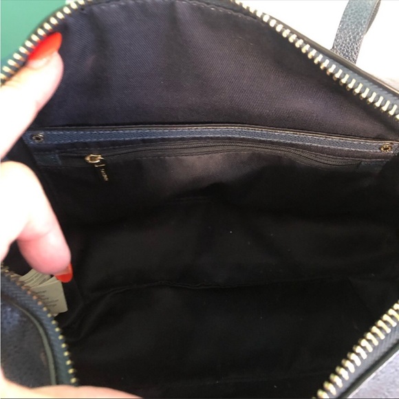 Danier Pebbled leather MultiWare bag - Picture 8 of 9